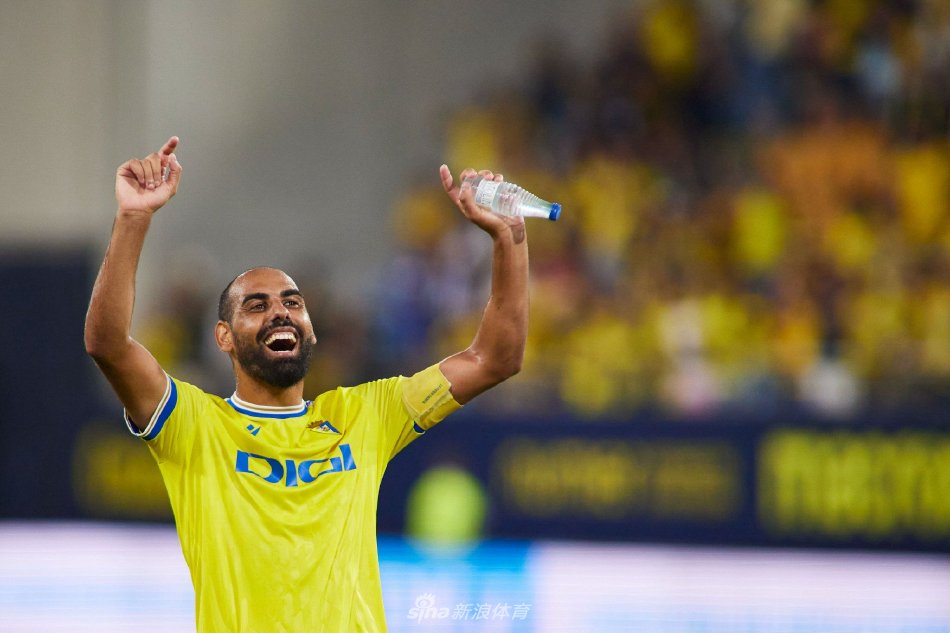 比如通过高 比如通过高