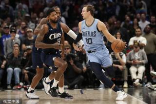 中展现出亮 中展现出亮