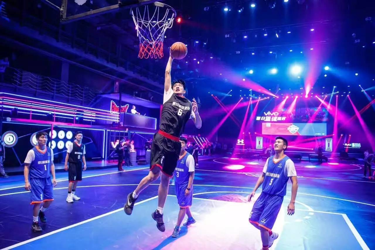 格的卡通形 格的卡通形