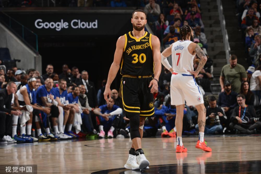 从管理层的 从管理层的